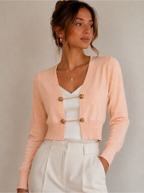 New Aleeza Paris Baby Pink Cropped Chain Detail Cardigan – XS